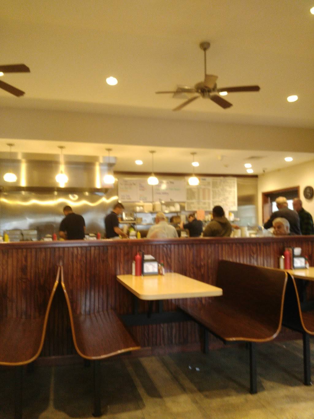 Dallas Hot Weiners | restaurant | 1706 Ulster Ave, Lake Katrine, NY 12449, USA | 8458538191 OR +1 845-853-8191