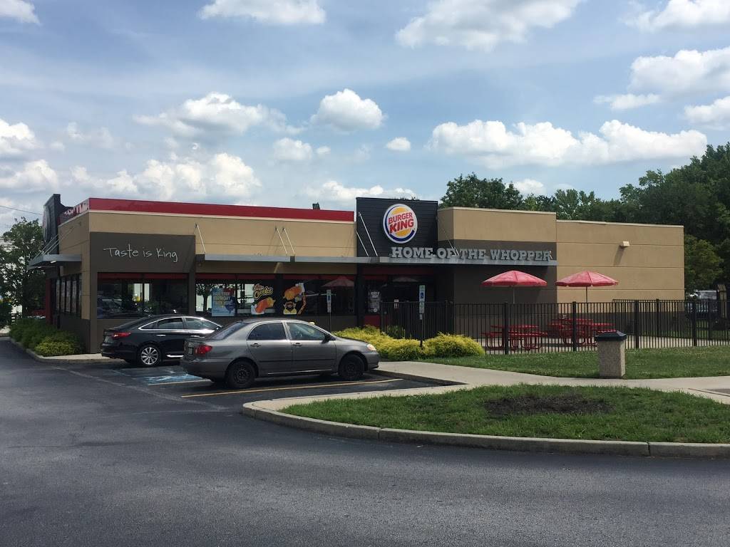 Burger King | restaurant | 1725 Marlton Pike East, Cherry Hill, NJ 08003, USA | 8567519490 OR +1 856-751-9490