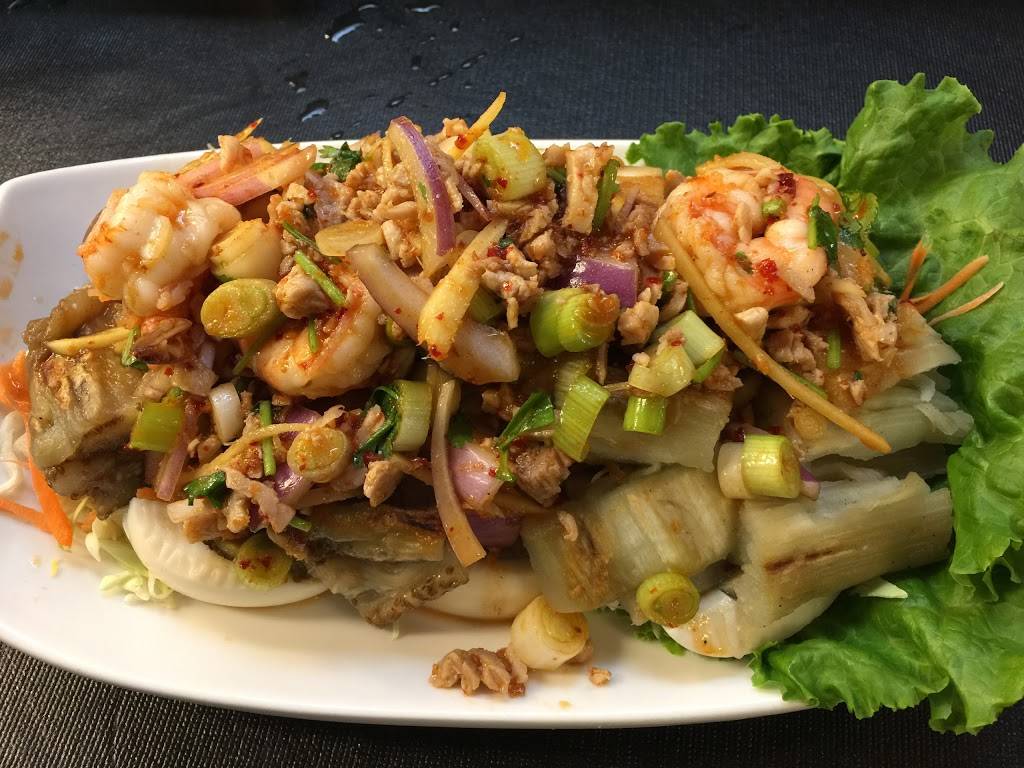 Spice Me Thai Cuisine | restaurant | 500 Purissima St, Half Moon Bay, CA 94019, USA | 6505600076 OR +1 650-560-0076