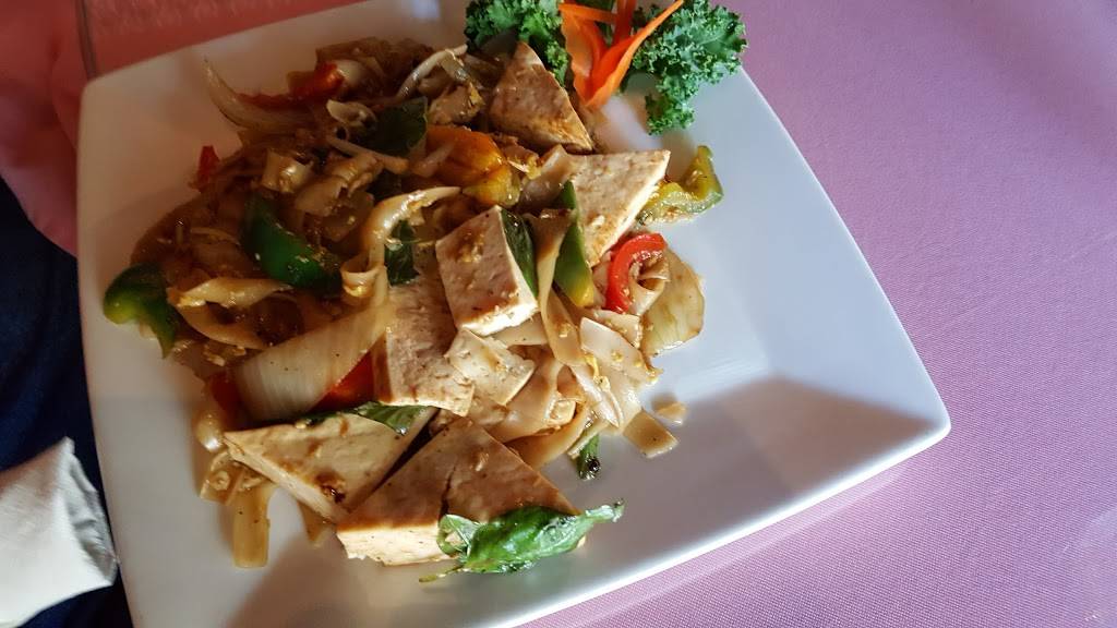 Tum Rub Thai Restaurant | restaurant | 32716 US Hwy 19 N US Highway 19 N, Palm Harbor, FL 34684, USA | 7277813515 OR +1 727-781-3515