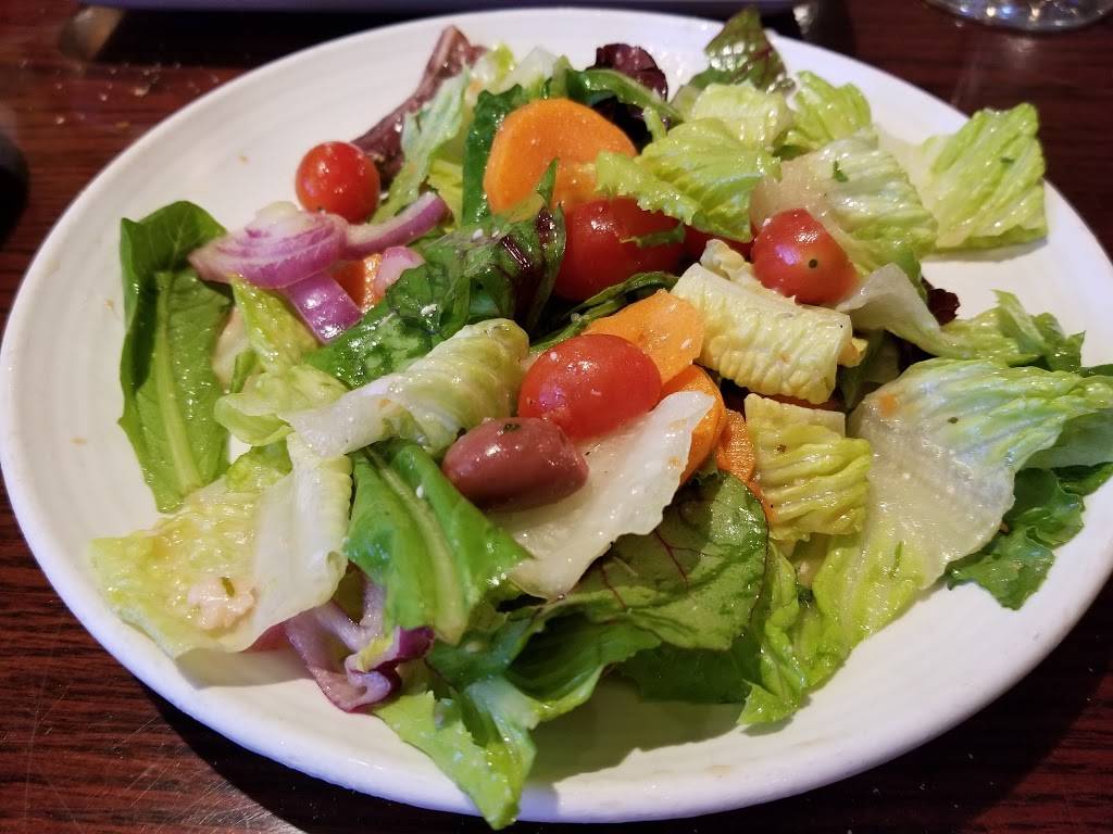 Carrabbas Italian Grill | restaurant | 2200 W Intl Speedway Blvd, Daytona Beach, FL 32114, USA | 3862553344 OR +1 386-255-3344