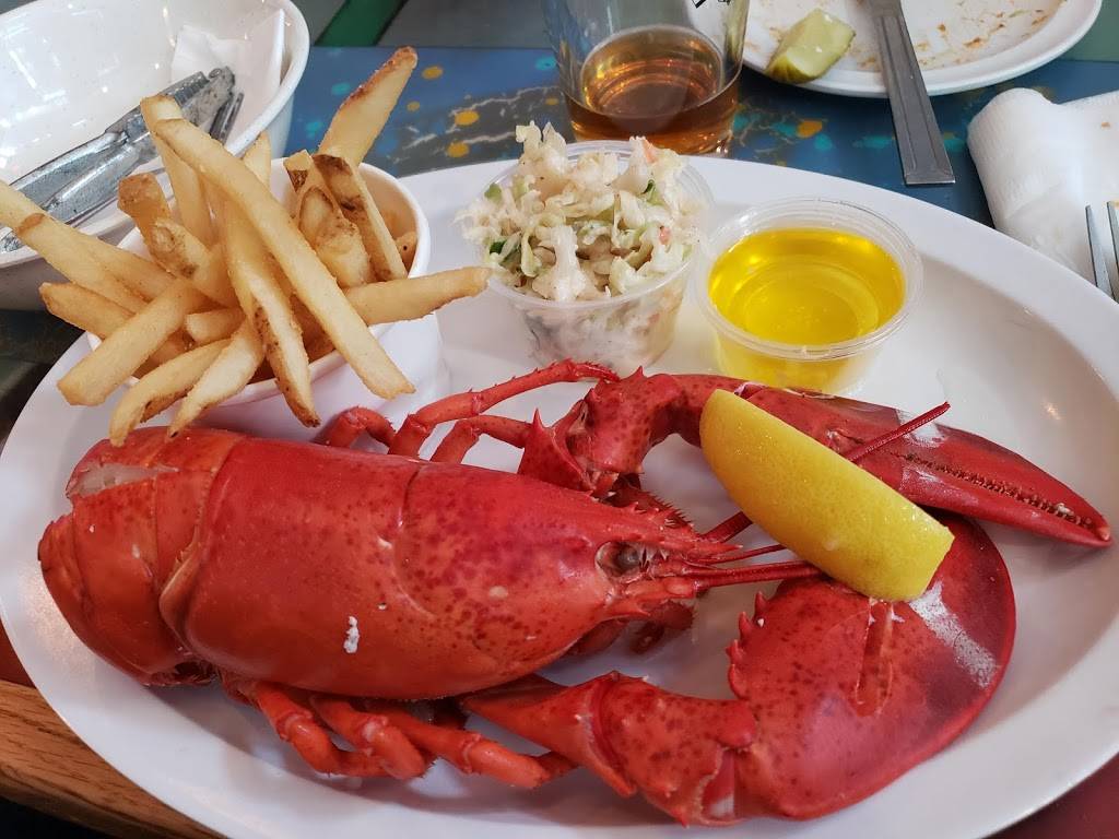 St. Paul Fish Company | restaurant | 400 N Water St, Milwaukee, WI 53202, USA | 4142208383 OR +1 414-220-8383