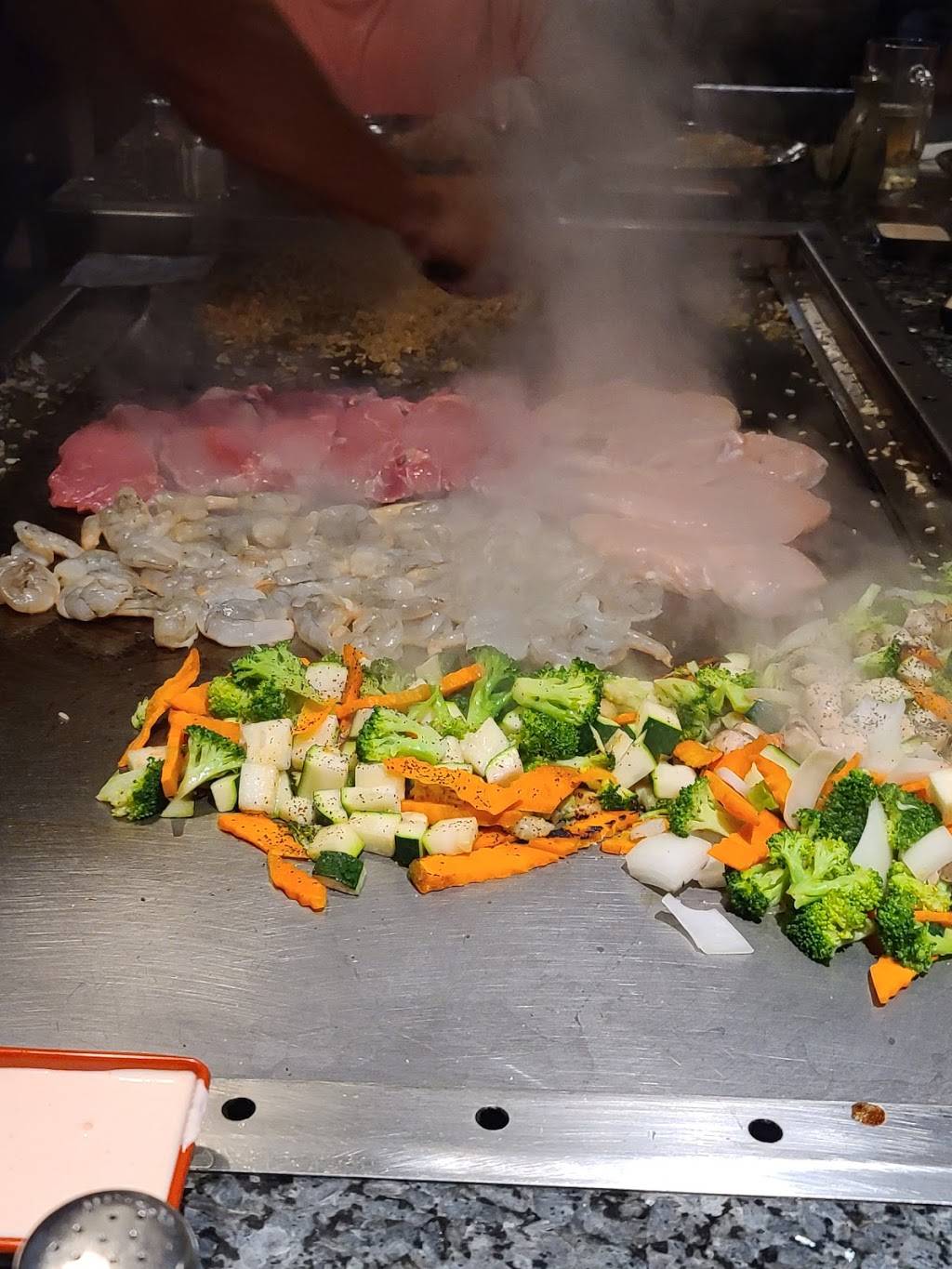 Oishi Hibachi & Sushi Bar | restaurant | 3606 Hardy St, Hattiesburg, MS 39402, USA | 6012647377 OR +1 601-264-7377