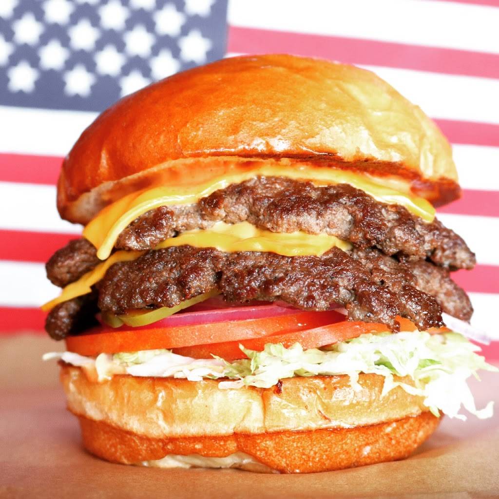 The Sear Shack Burgers & Fries | restaurant | 5101 Sanderlin Ave # 103, Memphis, TN 38117, USA | 9015674909 OR +1 901-567-4909