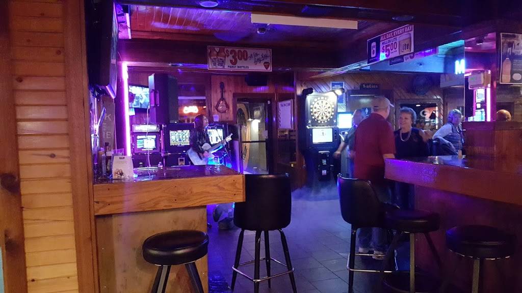 Boomtown Saloon Country Bar | restaurant | 103 W Munroe Ave, Wisconsin Dells, WI 53965, USA | 6082530070 OR +1 608-253-0070