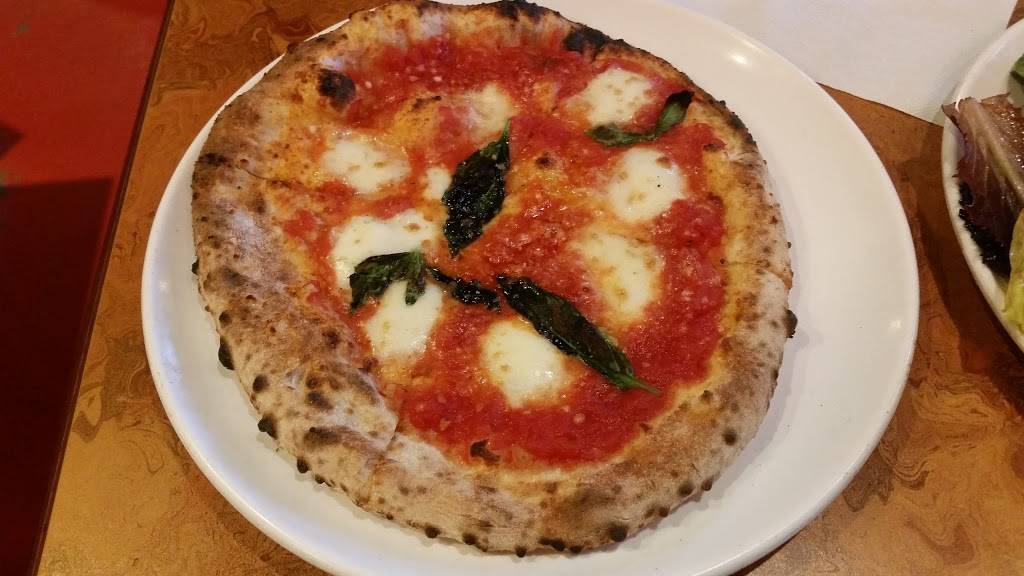 Smashing Tomato | Pizza, Salad and more | restaurant | 2200 War Admiral Way, Lexington, KY 40509, USA | 8592641500 OR +1 859-264-1500