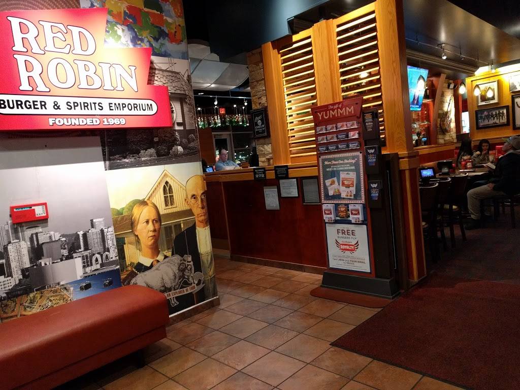 Red Robin Gourmet Burgers and Brews | restaurant | 719 N 10th St, Renton, WA 98057, USA | 4252710433 OR +1 425-271-0433