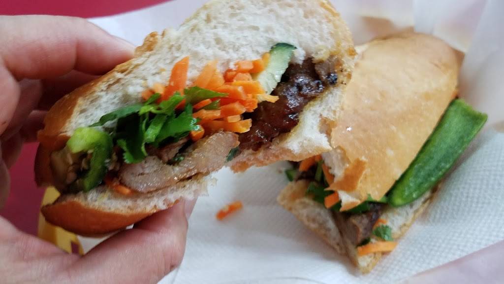 Royal Tapioca | cafe | 9455 Kempwood Dr #B, Houston, TX 77080, USA | 7136905113 OR +1 713-690-5113