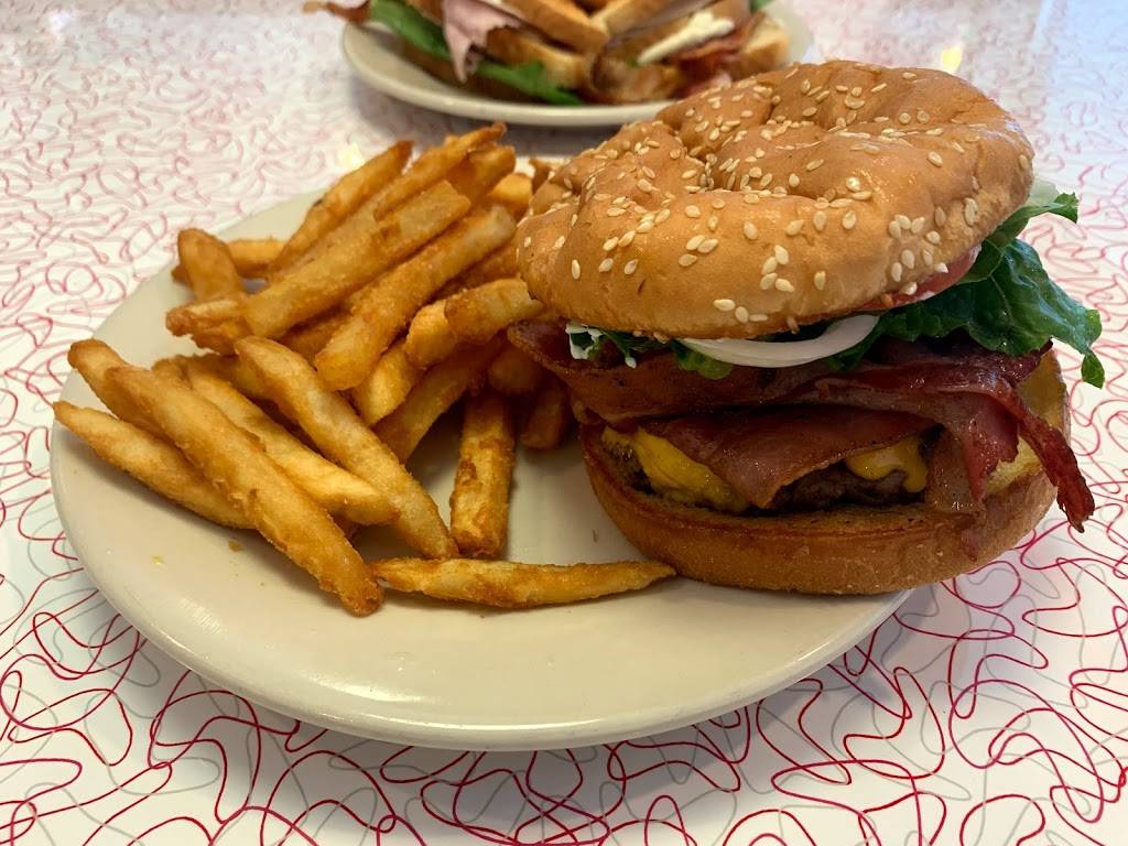 pennys diner | restaurant | 12 Kitty Hawk Dr, Santa Teresa, NM 88008, USA | 5755890552 OR +1 575-589-0552