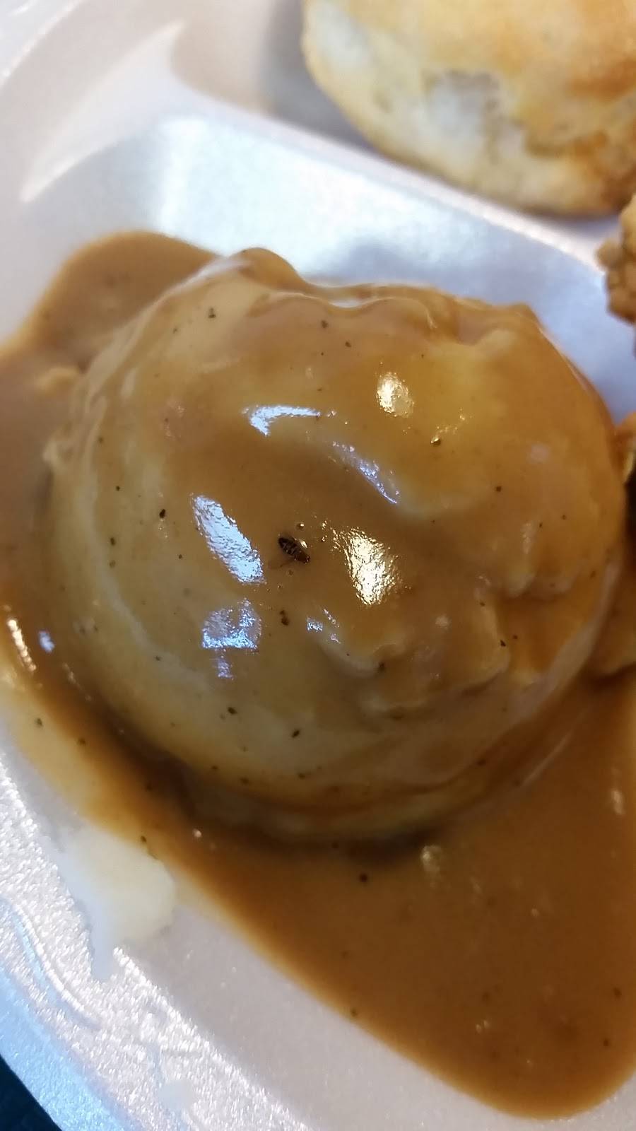 Umphys Chicken & Biscuit | restaurant | 745 Old Hickory Blvd, Jackson, TN 38305, USA | 7316640183 OR +1 731-664-0183