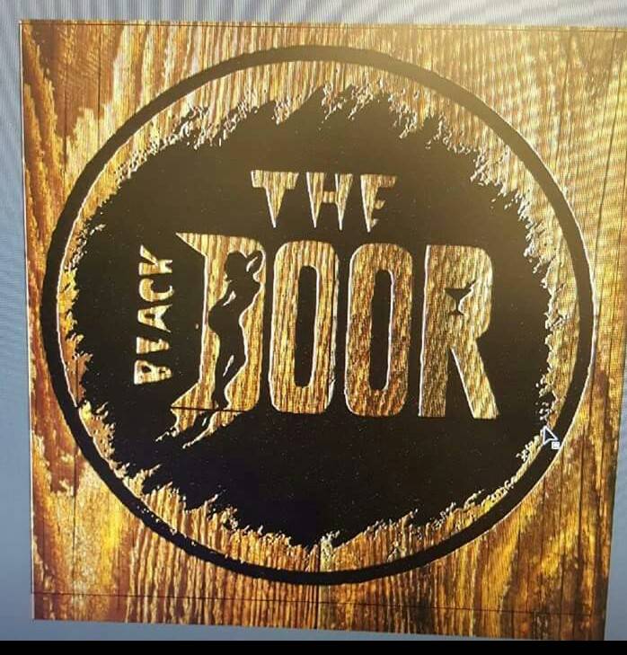 Black Door Bar And Grill | restaurant | 3224 N Newstead Ave, St. Louis, MO 63115, USA | 3148333144 OR +1 314-833-3144