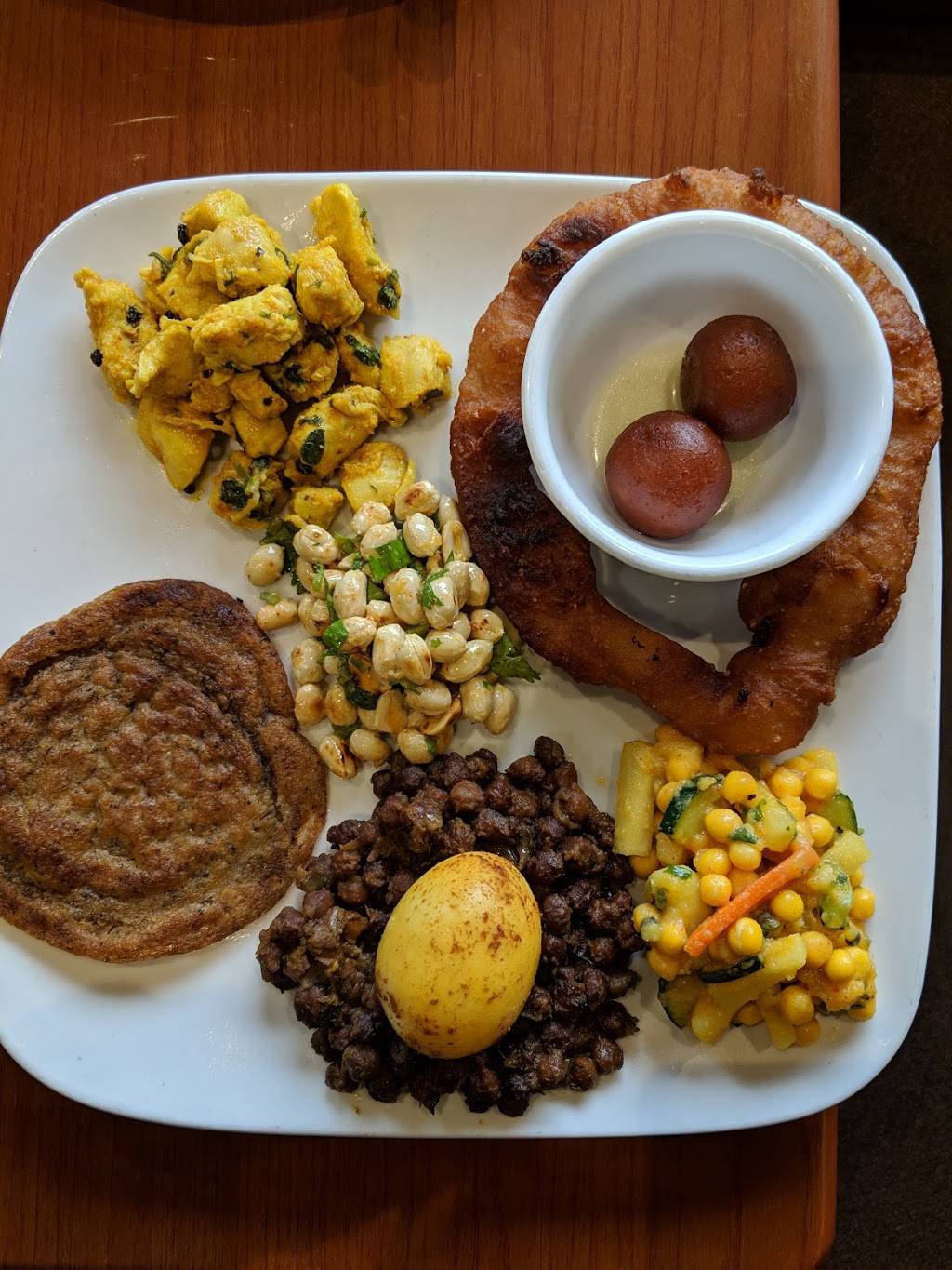 Chichi And Papa Himalayan Cuisine | restaurant | 1105 1/2 E Grand River Ave, East Lansing, MI 48823, USA | 5177080217 OR +1 517-708-0217