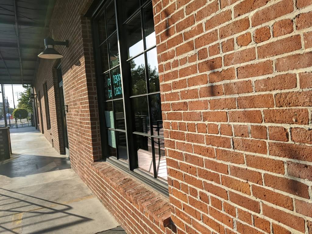 Starbucks | cafe | 1200 R St, Sacramento, CA 95811, USA | 9165545424 OR +1 916-554-5424