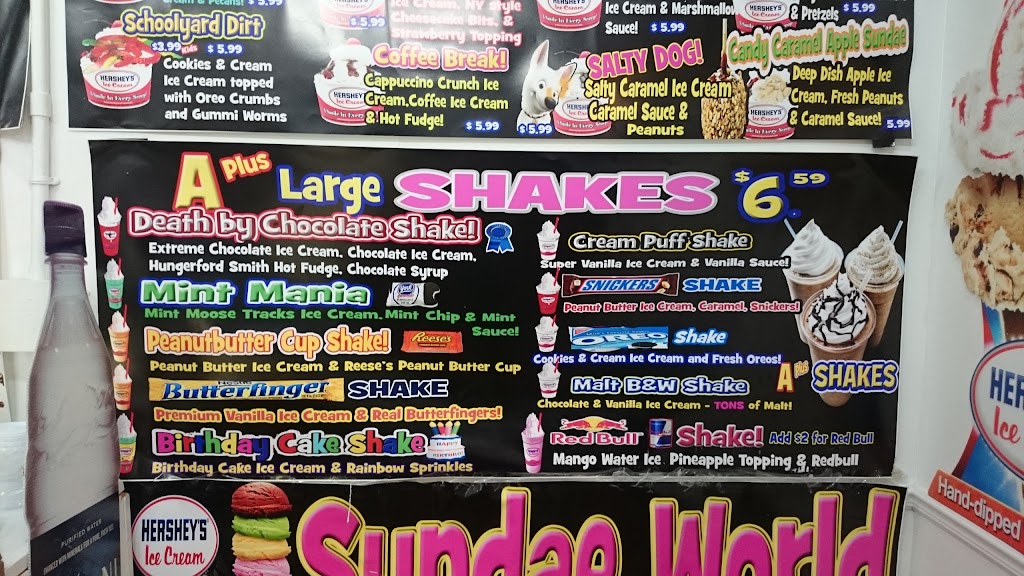 Sundae World | restaurant | 1801 N Broad St, Lansdale, PA 19446, USA | 2158559123 OR +1 215-855-9123
