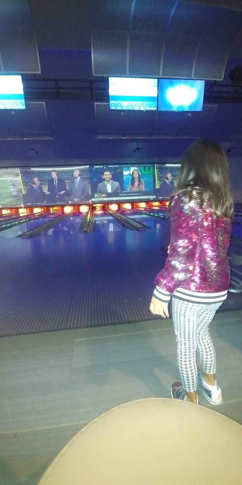 Santikos Entertainment Casa Blanca | restaurant | 11210 Alamo Ranch Pkwy, San Antonio, TX 78253, USA | 2109820180 OR +1 210-982-0180