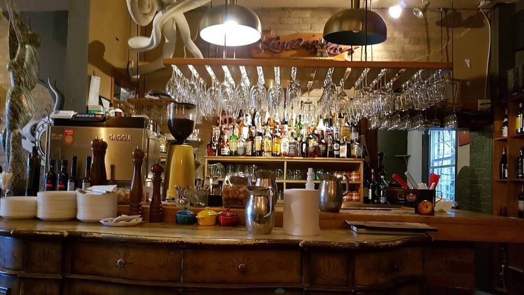 Roccos Plum Tomato | restaurant | 164 The Queensway, Etobicoke, ON M8Y 1J2, Canada | 4162555081 OR +1 416-255-5081