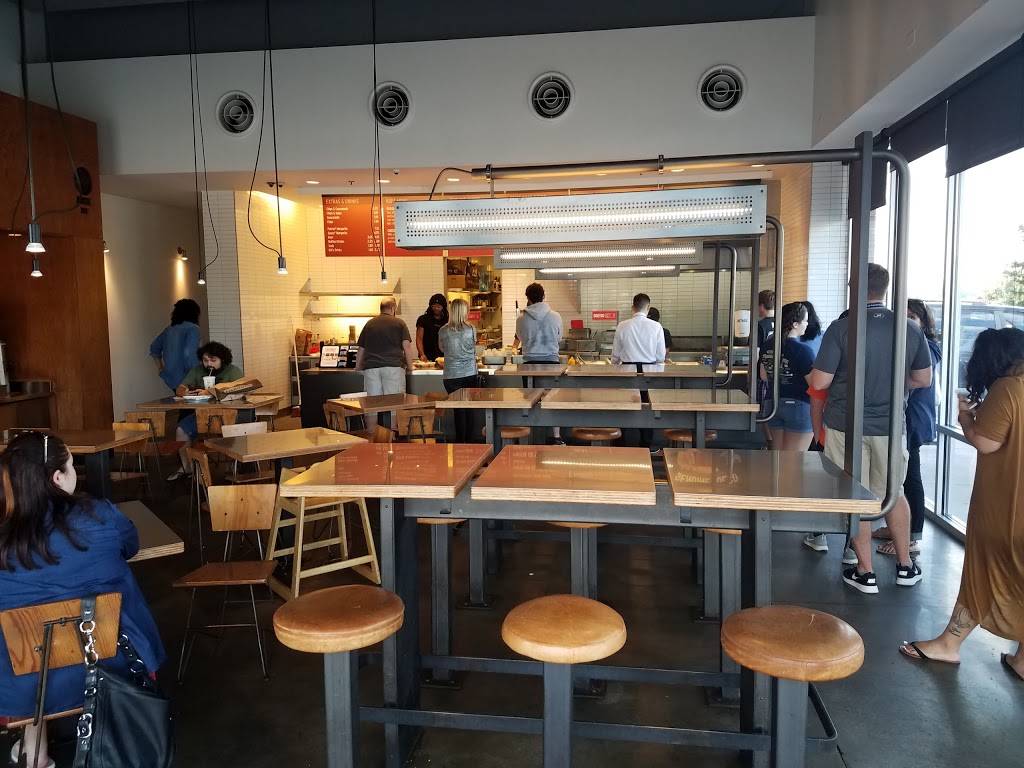 Chipotle Mexican Grill | restaurant | 954 Ernest W Barrett Pkwy NW Ste 120, Kennesaw, GA 30144, USA | 6782797996 OR +1 678-279-7996