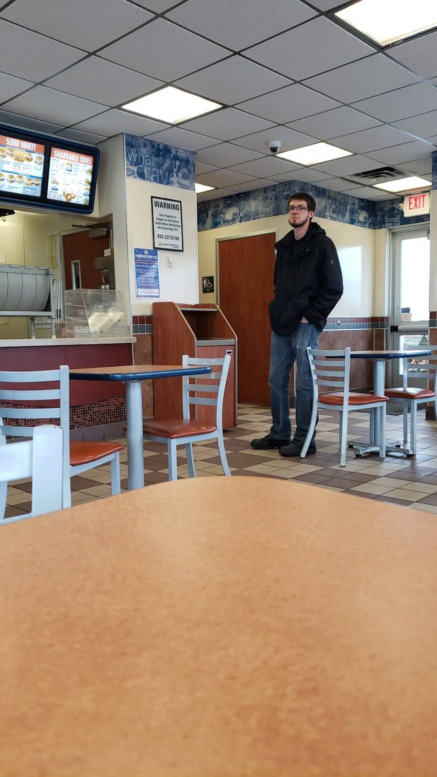 White Castle | restaurant | 701 W 14th St, Chicago Heights, IL 60411, USA | 7084818615 OR +1 708-481-8615