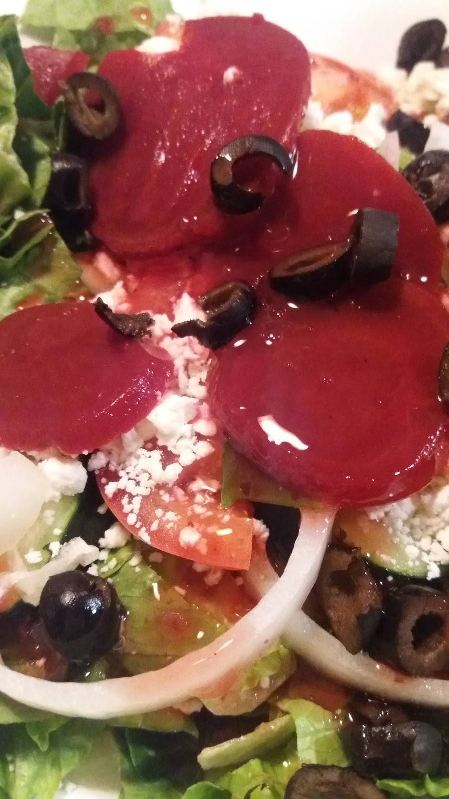 Charlies Bar & Grill | restaurant | 116 Lansing Rd, Potterville, MI 48876, USA | 5176452590 OR +1 517-645-2590