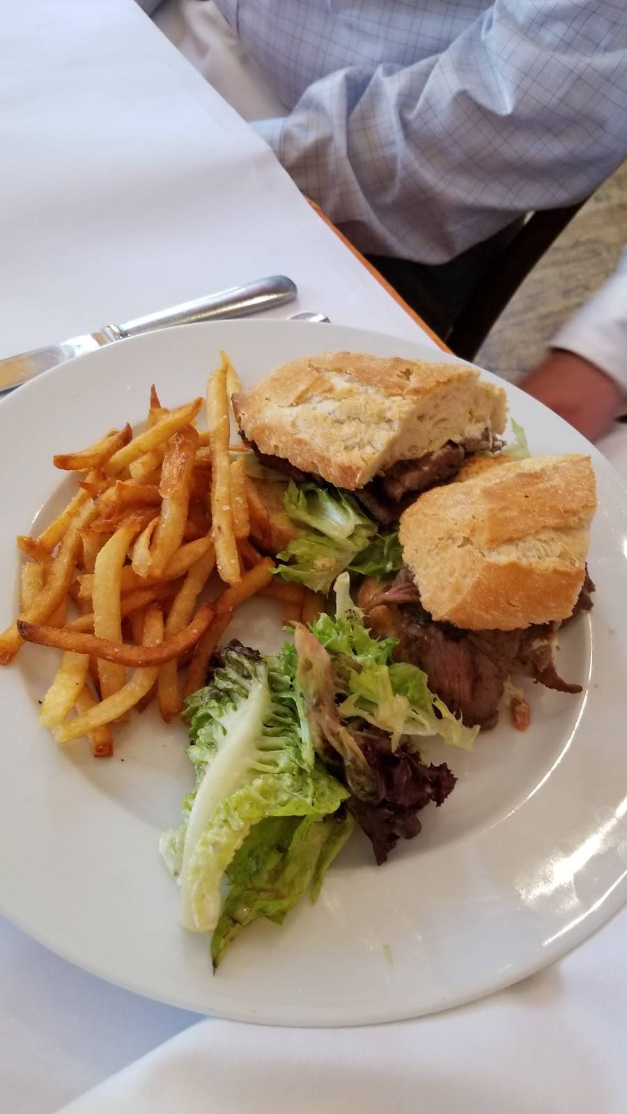 Petits Plats | restaurant | 2653 Connecticut Ave NW, Washington, DC 20008, USA | 2025180018 OR +1 202-518-0018