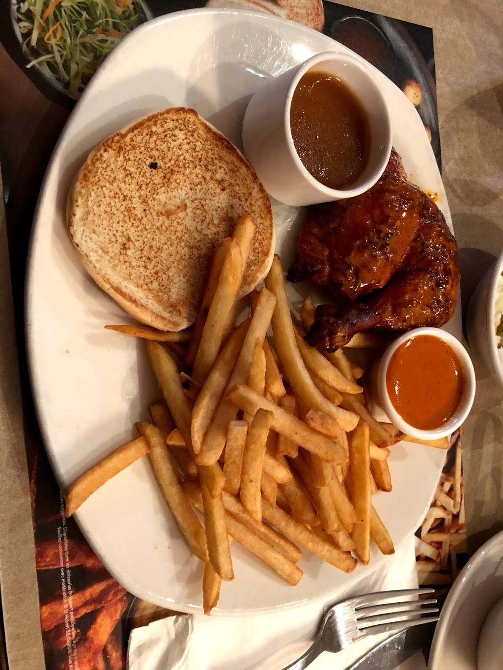 Rôtisserie St-Hubert | restaurant | 181 Rue Principale, Gatineau, QC J9H 6A6, Canada | 8196859119 OR +1 819-685-9119