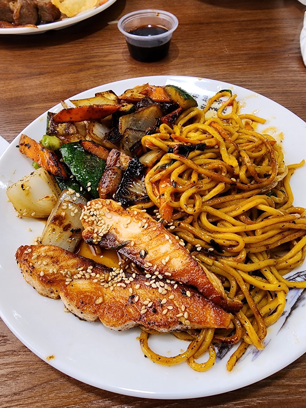 Golden Asian Buffet | restaurant | 625 Foxcroft Ave, Martinsburg, WV 25401, USA | 3043501361 OR +1 304-350-1361