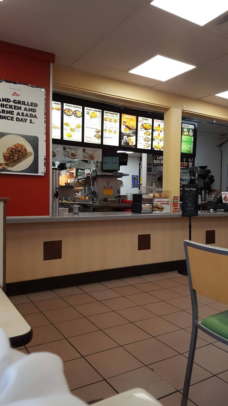 Del Taco | meal takeaway | 2112 SE Bristol St, Newport Beach, CA 92660, USA | 9498521180 OR +1 949-852-1180