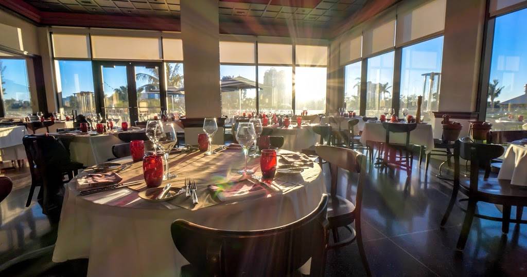 The Catch of the Pelican | restaurant | 475 Seagate Dr, Naples, FL 34103, USA | 2395946325 OR +1 239-594-6325