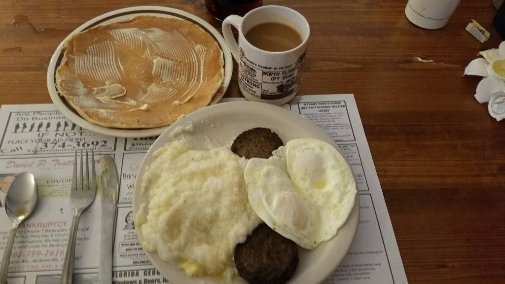 Famous Amos | restaurant | 3911 University Blvd W, Jacksonville, FL 32207, USA | 9047312322 OR +1 904-731-2322