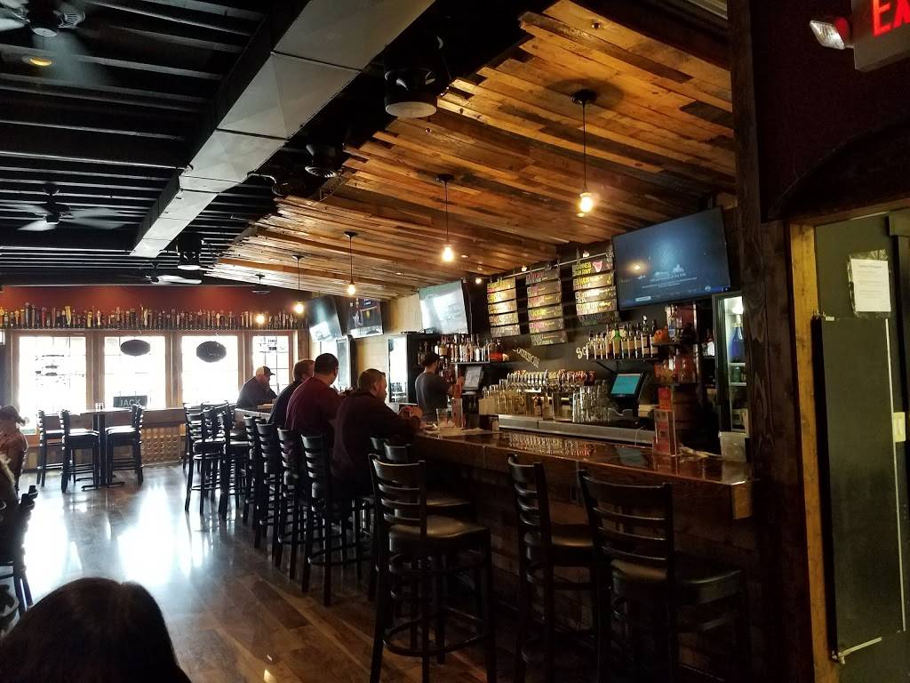 Mezzaluna Restaurant | restaurant | 157 Canada St, Lake George, NY 12845, USA | 5186689090 OR +1 518-668-9090