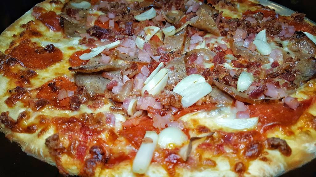 Annas Pizzeria | restaurant | 138 S Main St, Fuquay-Varina, NC 27526, USA | 9192852497 OR +1 919-285-2497