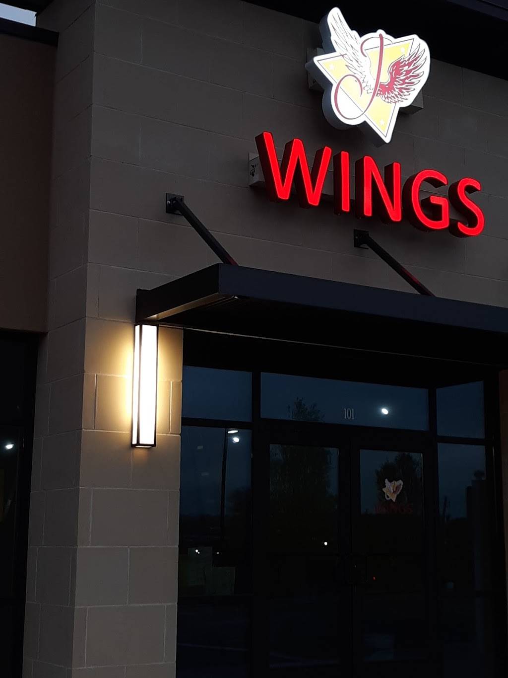 J Wings | restaurant | 2451 Crossplex Blvd, Birmingham, AL 35208, USA | 2052014638 OR +1 205-201-4638