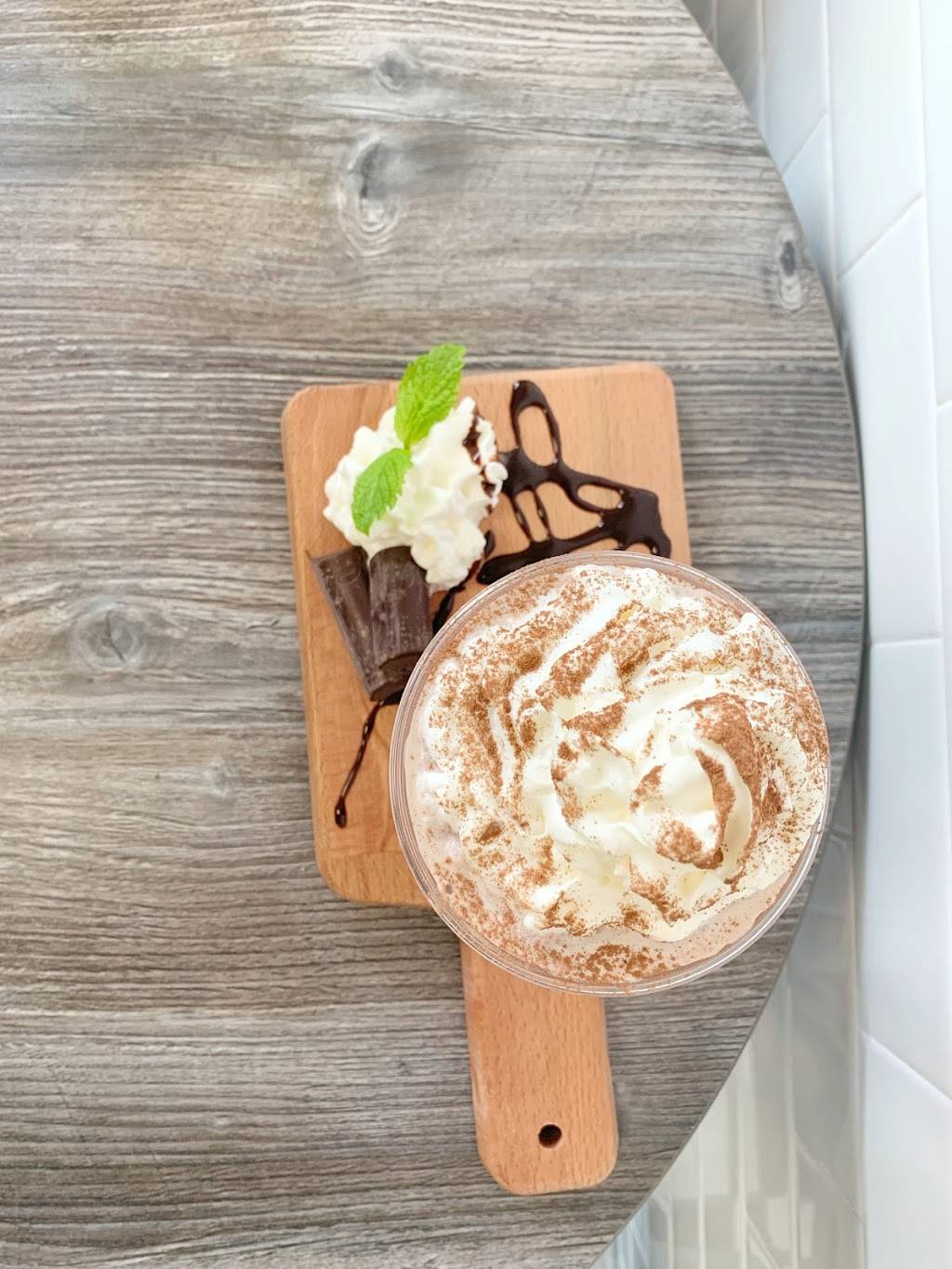 Milk Crate | restaurant | 5138 Hollywood Blvd, Los Angeles, CA 90027, USA | 3235223315 OR +1 323-522-3315