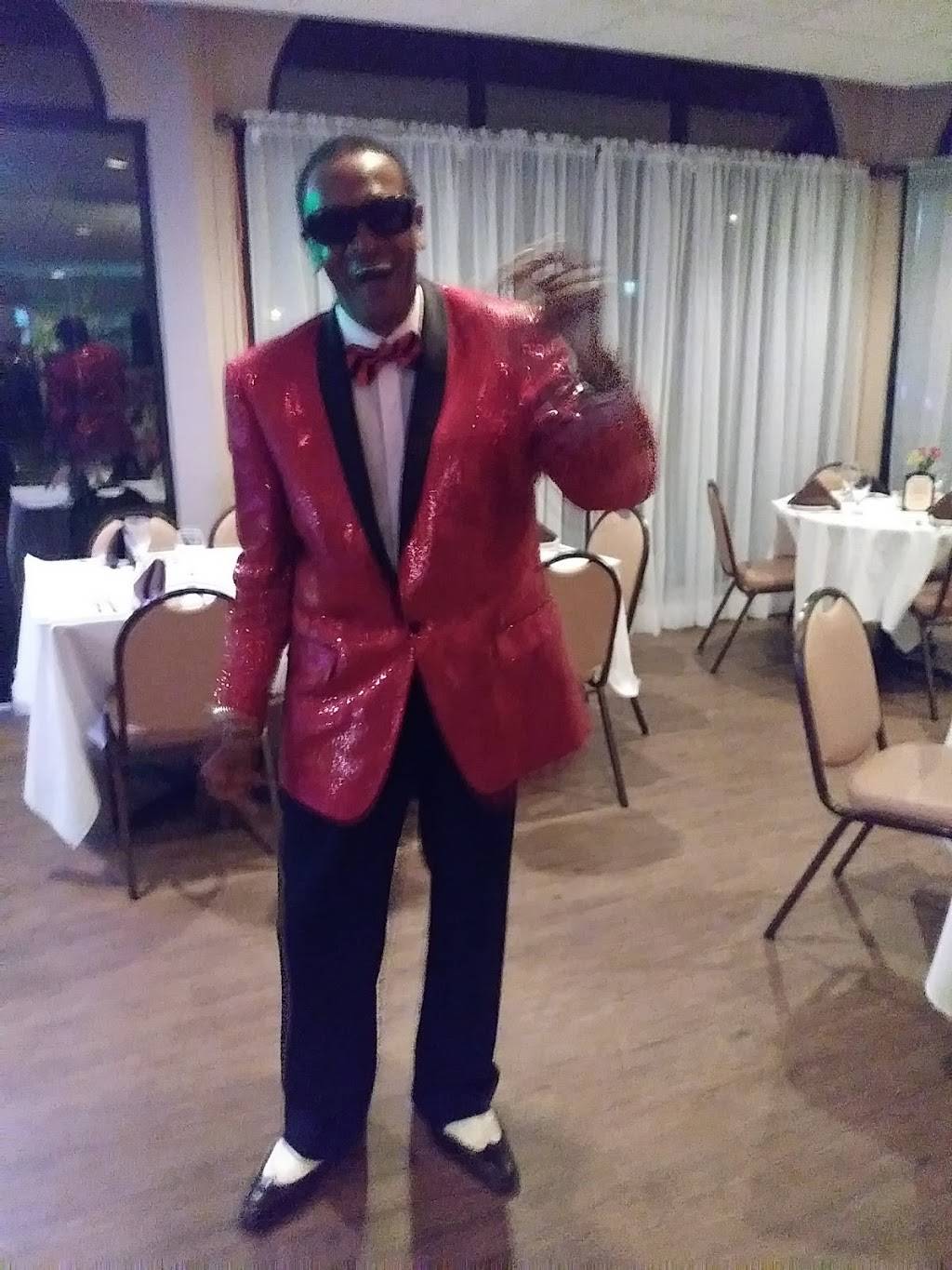 Mels way bistro & banquet | restaurant | 3536 Via Poinciana, Lake Worth, FL 33467, USA | 5615307947 OR +1 561-530-7947