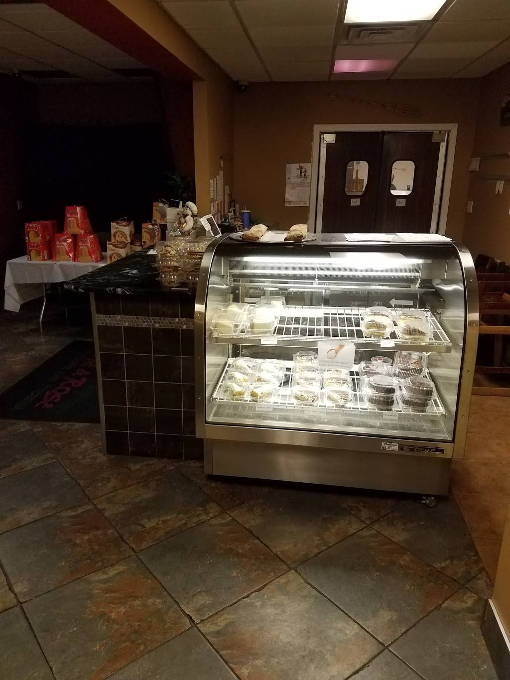 DeLucias Pizza And Restaurant | restaurant | 1 Jefferson Rd, Branford, CT 06405, USA | 2034835232 OR +1 203-483-5232