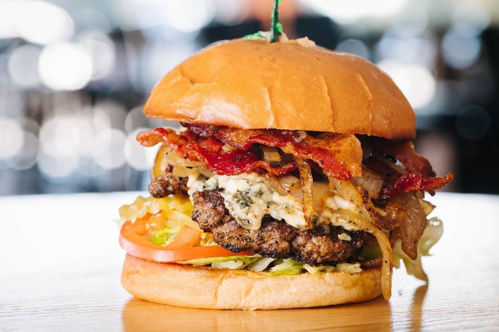 Chapps Burgers (Little Road & I-20) | restaurant | 153 SW Plaza, Arlington, TX 76016, USA | 8174838008 OR +1 817-483-8008