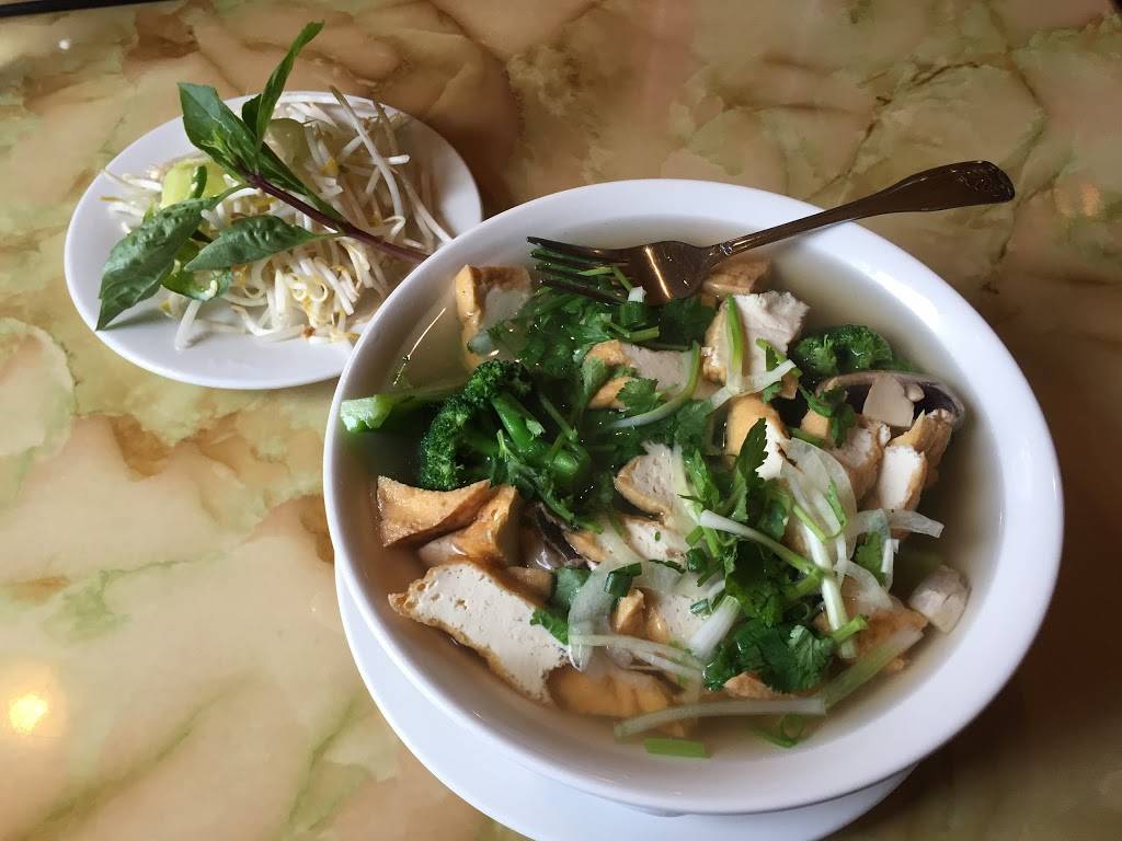 Pho Aroma | restaurant | 5605 Delridge Way SW, Seattle, WA 98106, USA | 2069324343 OR +1 206-932-4343