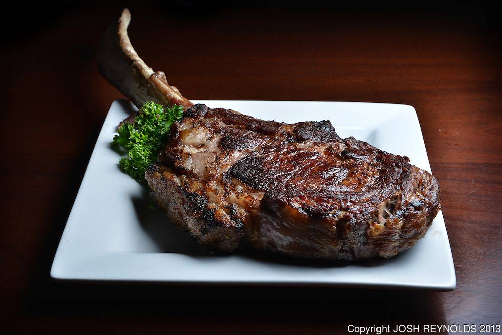 Imperial steakhouse | restaurant | 505 Kalmia St, San Diego, CA 92101, USA | 6192343525 OR +1 619-234-3525