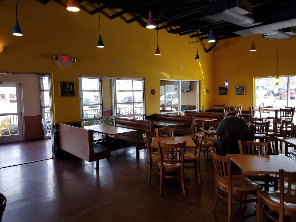 Taco Cabana | restaurant | 10210 Central Ave NE, Albuquerque, NM 87123, USA | 5053232690 OR +1 505-323-2690