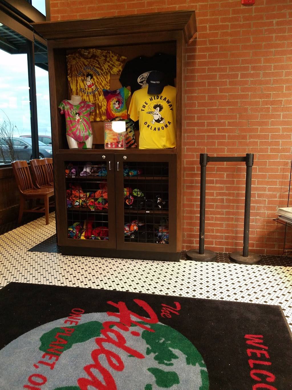 Hideaway Pizza | restaurant | 1701 Shedeck Pkwy, Yukon, OK 73099, USA | 4052314777 OR +1 405-231-4777