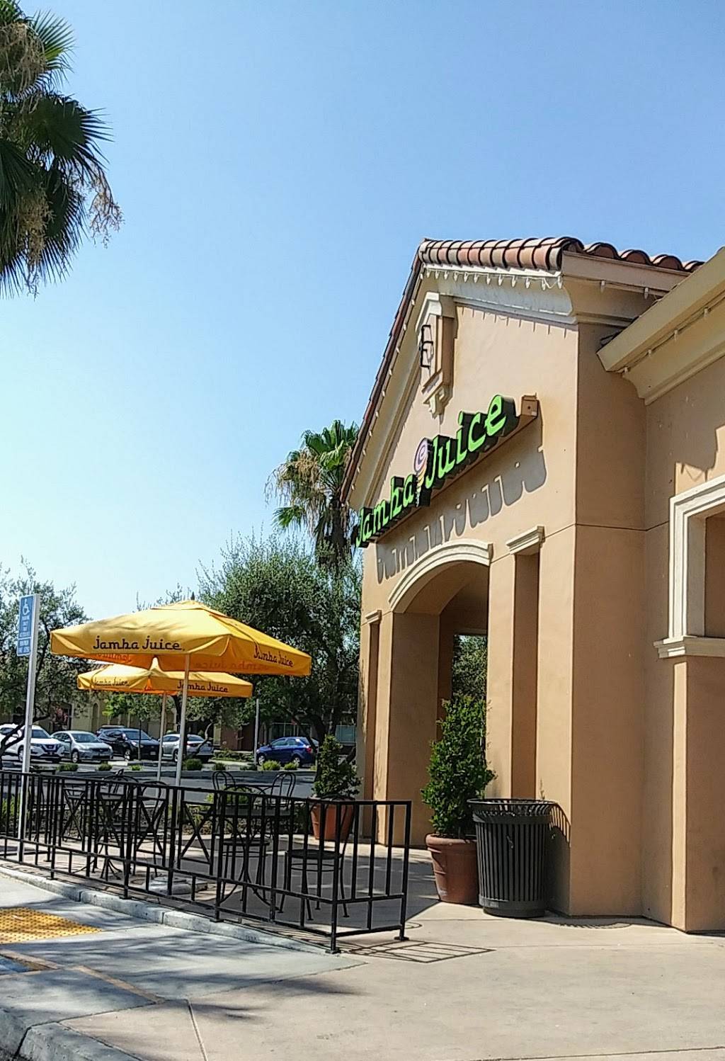 Jamba Juice | restaurant | 1512 E Champlain Dr #101, Fresno, CA 93720, USA | 5594336970 OR +1 559-433-6970