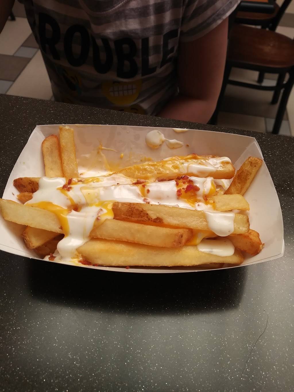 Charleys Philly Steaks | restaurant | 11523 W 95th St, Overland Park, KS 66214, USA | 9134922600 OR +1 913-492-2600