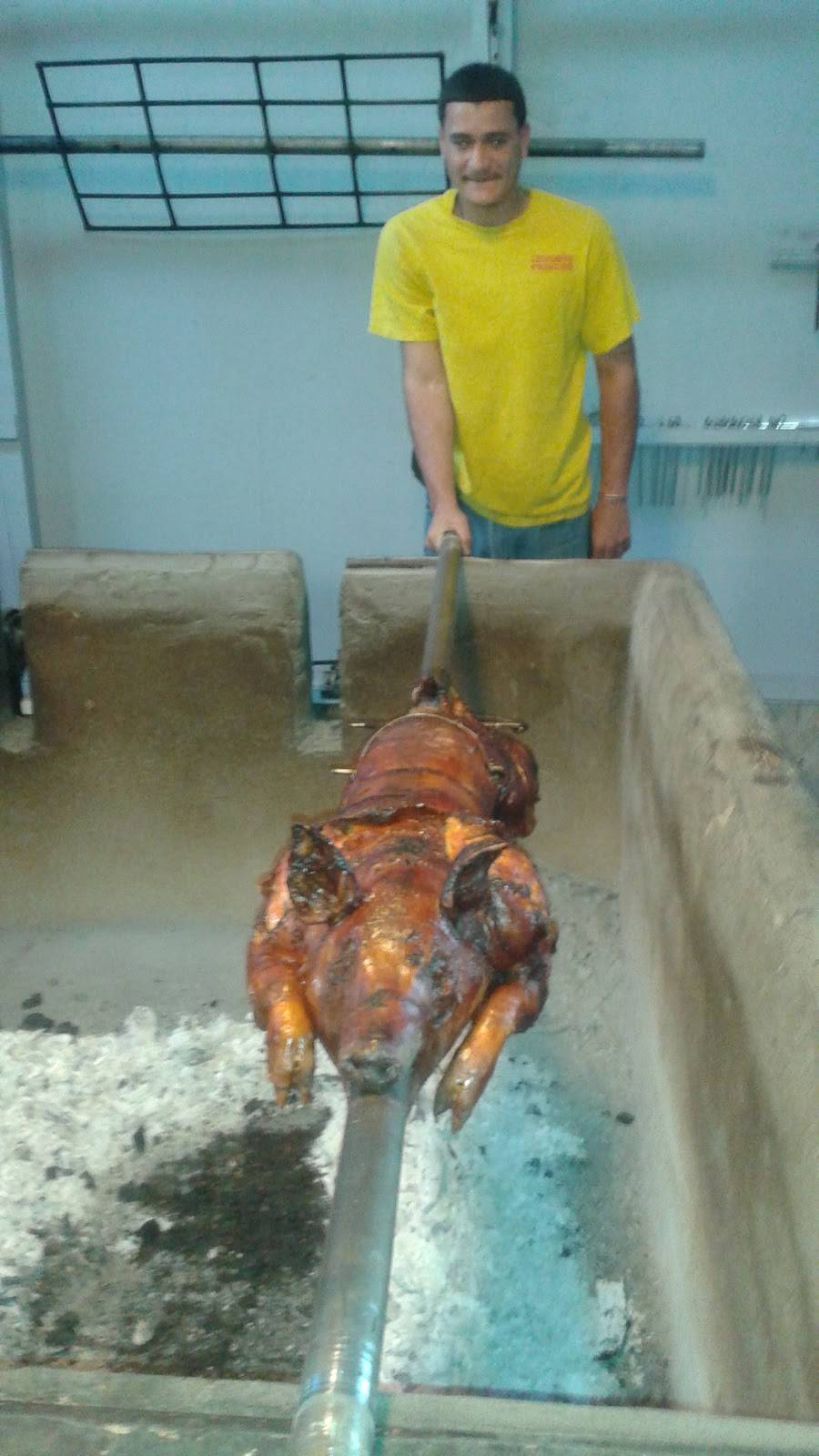 Restaurante y Lechonera Principe | restaurant | 237 Cecil B. Moore Ave, Philadelphia, PA 19122, USA | 2152359048 OR +1 215-235-9048