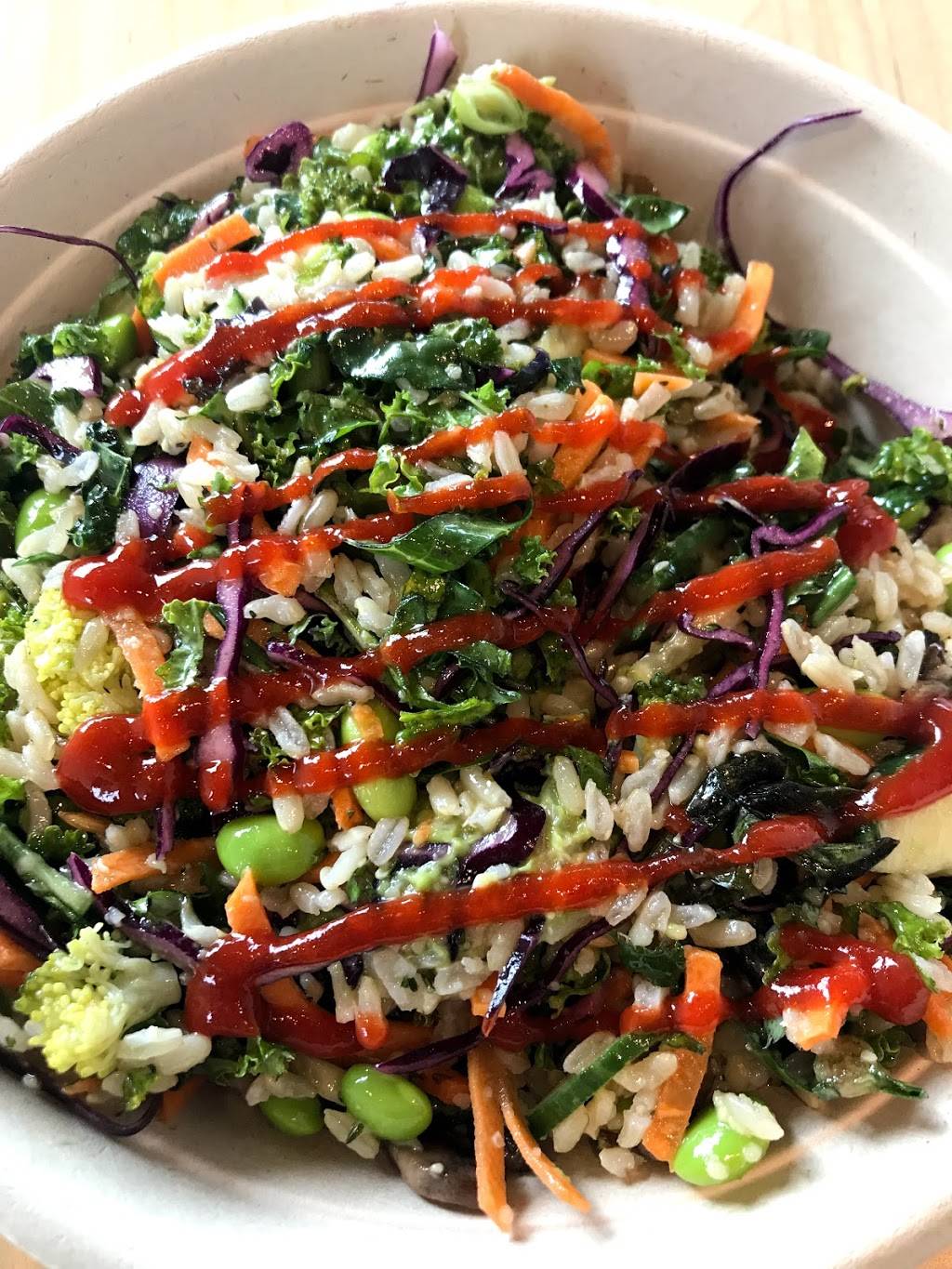 Freshii | restaurant | 221 Woodlawn Rd W, Guelph, ON N1H 8P4, Canada | 2263141972 OR +1 226-314-1972