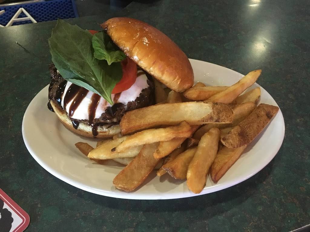 JBD White Horse Inn | restaurant | 348 W Maple St, New Lenox, IL 60451, USA | 8154854848 OR +1 815-485-4848