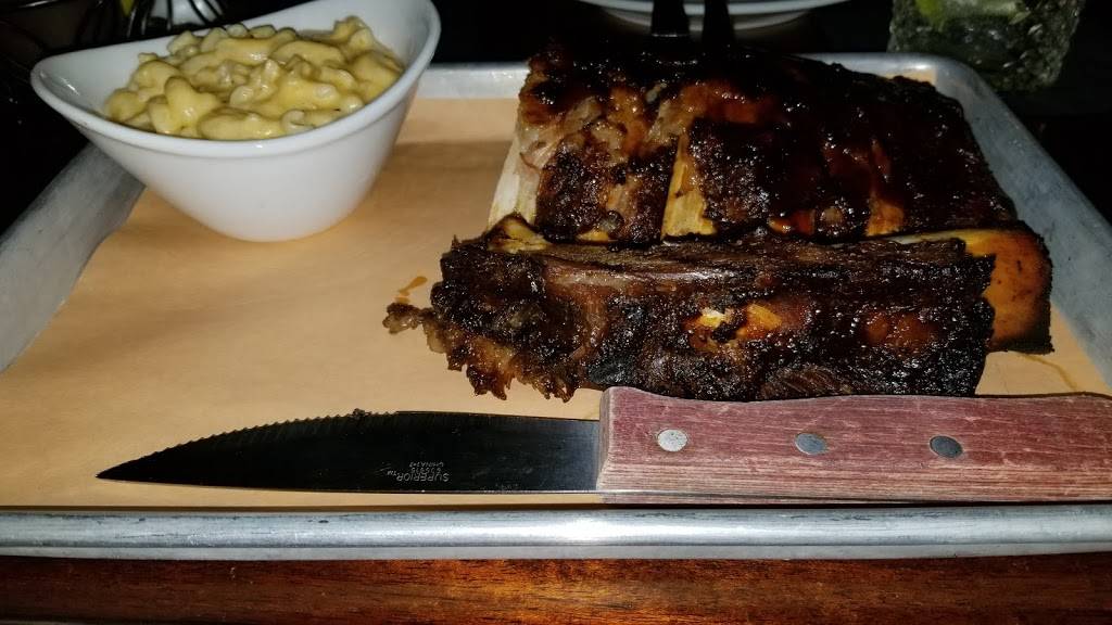 Magnolia Smokehouse | restaurant | 6 Harvard Square, Brookline, MA 02445, USA | 6175663782 OR +1 617-566-3782