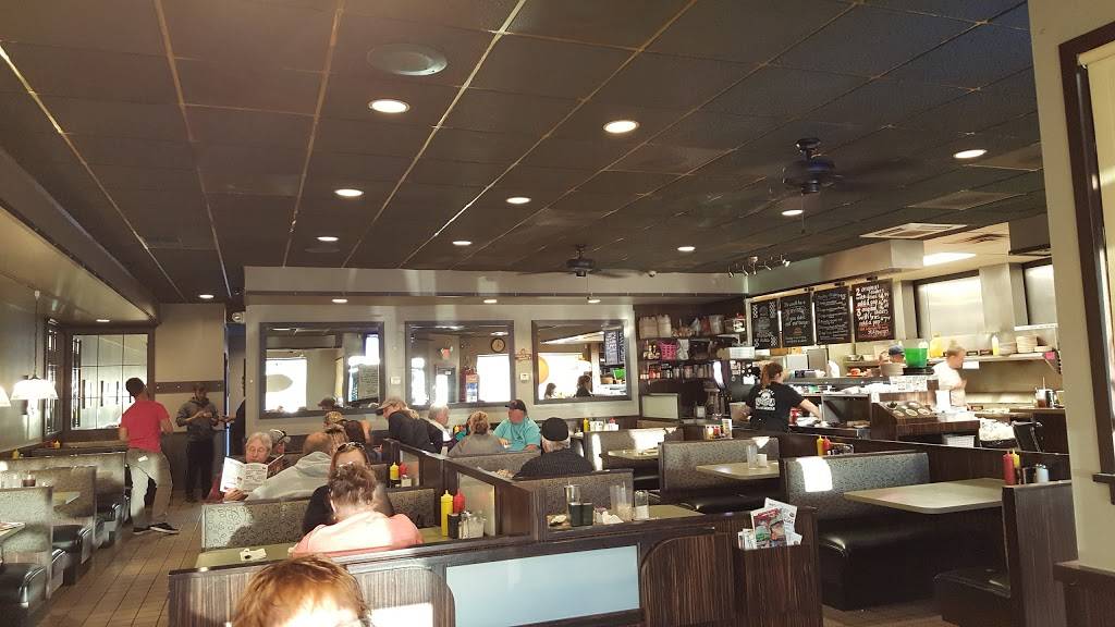 Travis Restaurant | restaurant | 34400 Harper Ave, Clinton Twp, MI 48035, USA | 5867928001 OR +1 586-792-8001