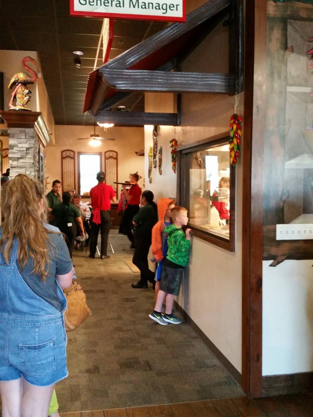 Teds Cafe Escondido | restaurant | 15124 Lleytons Ct #118, Edmond, OK 73013, USA | 4052863676 OR +1 405-286-3676