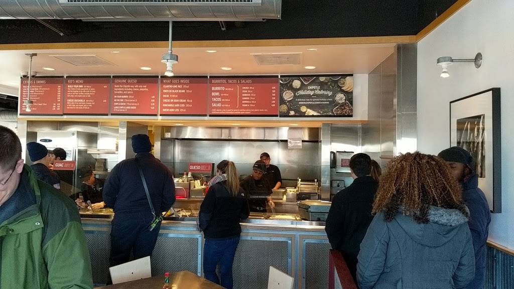 Chipotle Mexican Grill | restaurant | 18W050 22nd St, Oakbrook Terrace, IL 60181, USA | 6306276610 OR +1 630-627-6610