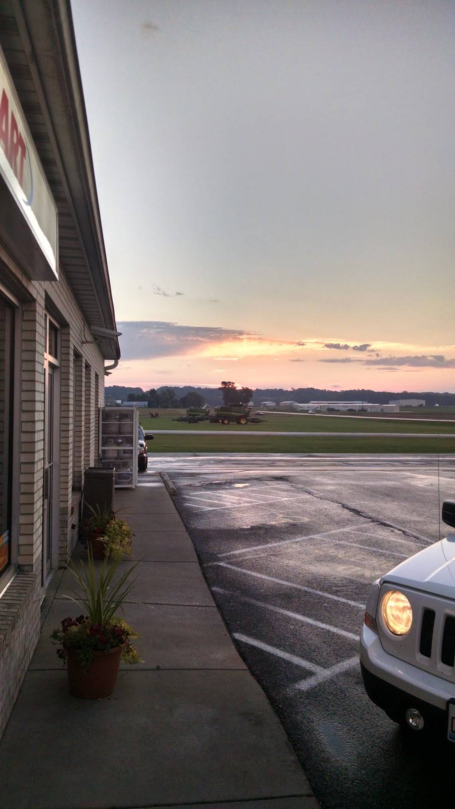 Subway | restaurant | 1405 5th St, Lacon, IL 61540, USA | 3092467827 OR +1 309-246-7827